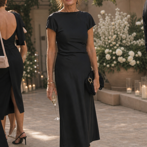 Vestido Higinia · Midi ajustado de cuello barco