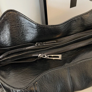 Bolso Leire · De diseño clásico
