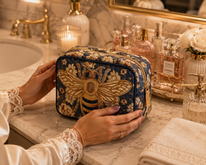Neceser acolchado · Encanto de Abeja
