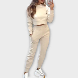 Conjunto Asha · De chándal