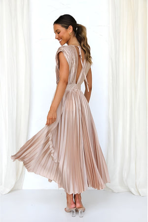 Selina | Vestido sem mangas com pregas e fecho éclair