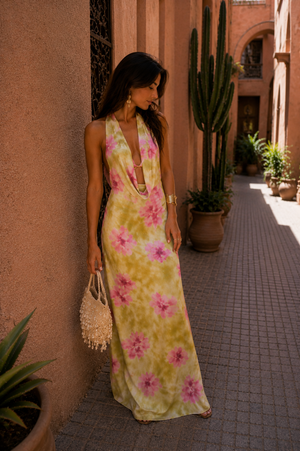 Vestido Brisa · Largo floral de escote halter