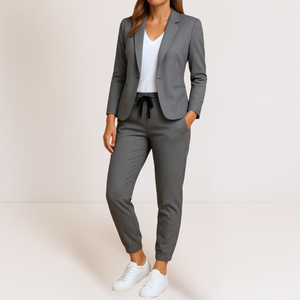 Conjunto Paz · Elegancia moderna de um conjunto cómodo