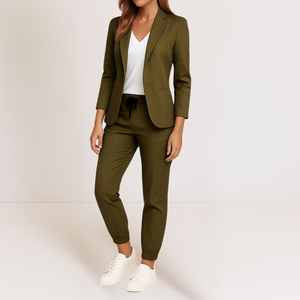 Conjunto Onintza · Elegancia moderna num conjunto cómodo