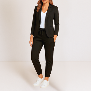 Conjunto Onintza · Elegancia moderna num conjunto cómodo
