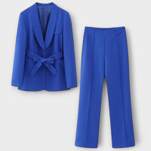 Conjunto Águeda · Con estilo de dos piezas