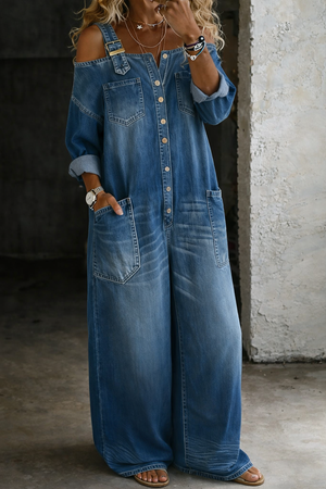 Mono Pía · De denim con hombros al aire