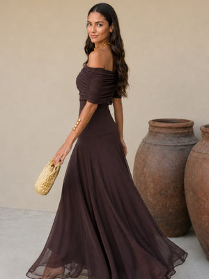 Vestido Pastora · Largo fluido en tono marrón