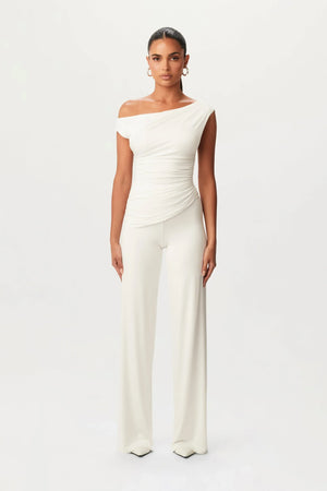Conjunto Trinidad · Elegante asimétrico