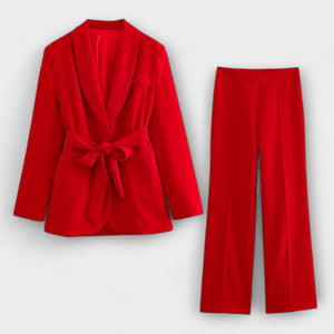 Conjunto Águeda · Con estilo de dos piezas