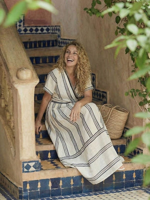Vestido Naiara · Midi cruzado de lino