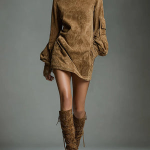 Vestido Caridad · Corto de ante con cuello alto