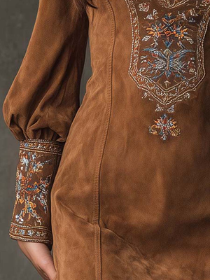 Vestido Petra · Corto de ante bordado