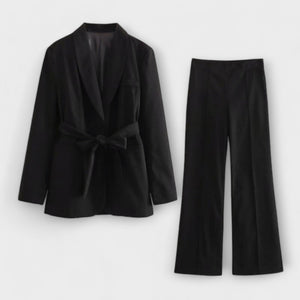 Conjunto Águeda · Con estilo de dos piezas