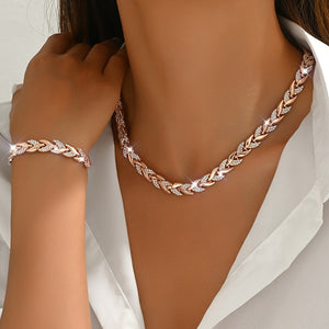 Collar Adela · De caída delicada