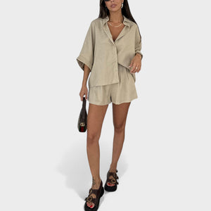 Conjunto Dalila · De elegancia natural