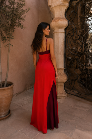 Vestido Sira · Largo halter con abertura