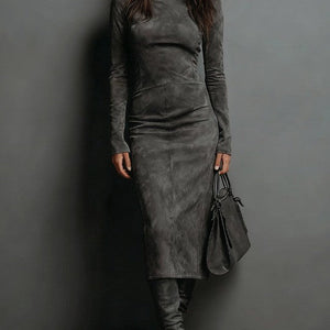 Vestido Clotilde · Midi de ante con cuello alto